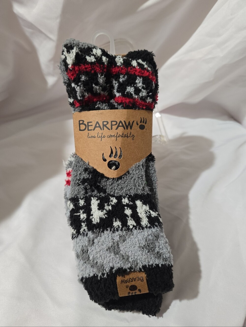 NWT Bearpaw Women's 2 Pair Cozy Soft Crew Socks